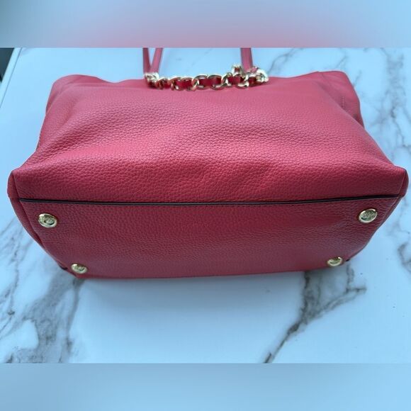 Michael Kors Raspberry Pebbled Leather Tote – Like New w/ Gold Chain Detail - Picture 15 of 17